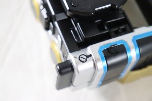 Photo24: Kamen Rider Kiva / Complete Selection Modification CSM IXA Belt with Package (24)