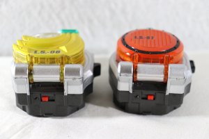 Photo12: Kamen Rider Gaim / DX Sengoku Driver Gaim & Baron Set Used (12)