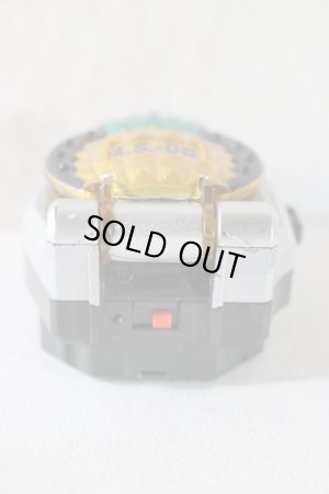 Photo7: Kamen Rider Gaim / Lock Seed Holder & DX Pine Lockseed Used (7)