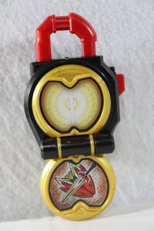 Photo4: Kamen Rider Gaim / CSM Complete Selection Modification Lockseed Hellheim Set with Package (4)
