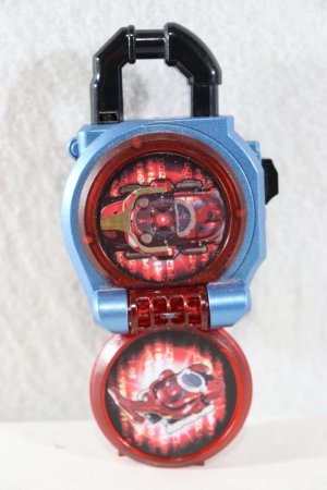 Photo2: Kamen Rider Gaim / Kabuto Lockseed (2)