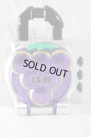 Photo3: Kamen Rider Gaim / CSM Complete Selection Modification Lockseed Kureshima Set with Package (3)