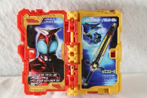 Photo2: Kamen Rider Saber / Kousoku Kabuto Goroku Wonder Ride Book (2)