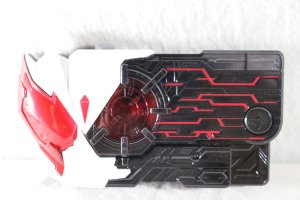 Photo6: Kamen Rider Ex-Aid / DX Genm Musou Gashat + Thousand Ark & Dan Kuroto Progrise Key with Package (6)