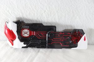 Photo7: Kamen Rider Ex-Aid / DX Genm Musou Gashat + Thousand Ark & Dan Kuroto Progrise Key with Package (7)