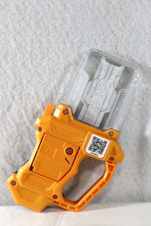 Photo2: Kamen Rider Ex-Aid / DX Toukenden Gaim Gashat Used (2)