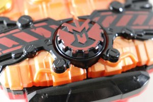 Photo7: Kamen Rider Build / DX Cross-Z Magma Knuckle with Package (7)