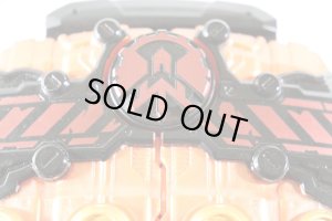 Photo8: Kamen Rider Build / DX Cross-Z Magma Knuckle with Package (8)