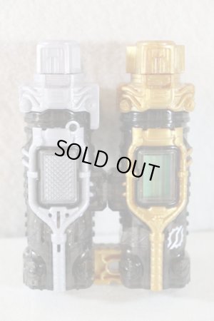 Photo9: Kamen Rider Build / Super Best DX Full Full Rabbit Tank Bottle & Hazard Trigger Set with Package (9)