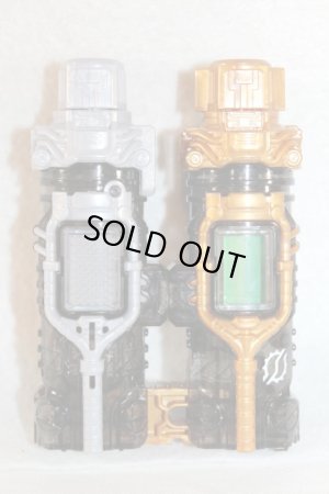 Photo8: Kamen Rider Build / DX Full Full Rabbit Tank Bottle & Hazard Trigger Set with Package (8)