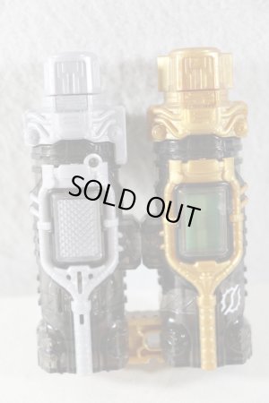 Photo3: Kamen Rider Build / DX Full Full Rabbit Tank Bottle & Hazard Trigger Set with Package (3)