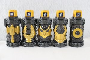 Photo8: Kamen Rider Build / DX Last Pandora Panel White & Last Pandora Panel Black & Black Lost Full Bottle Set with Package (8)