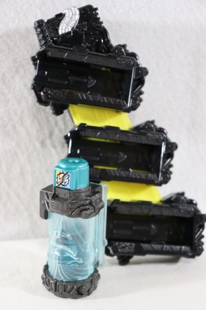 Photo1: Kamen Rider Build / DX Fullbottle Holder Used (1)