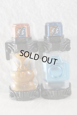 Photo2: Kamen Rider Build / DX Beetle Camera Full Bottle & GANBARIZING Binder Set (2)