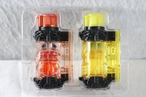 Photo2: Kamen Rider Build / DX Yuujou Medal Full Bottle Set with Package (2)