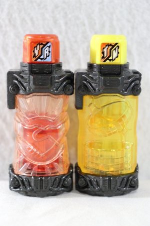 Photo3: Kamen Rider Build / DX Yuujou Medal Full Bottle Set with Package (3)