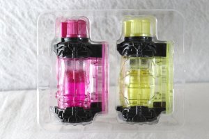 Photo2: Kamen Rider Build / DX Octopus Light Full Bottle Set with Package (2)