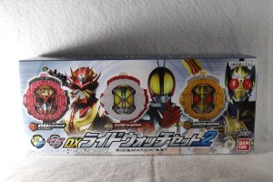Photo1: Kamen Rider Zi-O / DX Ridewatch Set vol.2 Sealed (1)