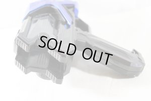 Photo4: Kamen Rider Zero-One / DX A.I.M.S Shotriser & Shooting Wolf Progrise Key & Rushing Cheetah Progrise Key Set Used (4)