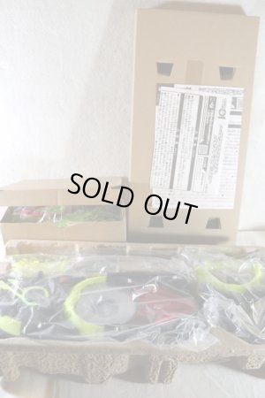Photo2: Kamen Rider Zero-One / DX Zero-One Driver & Zero-Two Progrise Key & Zero-Two Driver Unit Set with Package (2)