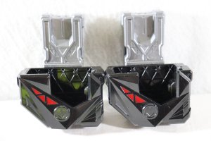Photo12: Kamen Rider Zero-One / DX Zero-One Driver & Progrise Key Holder Set Used (12)