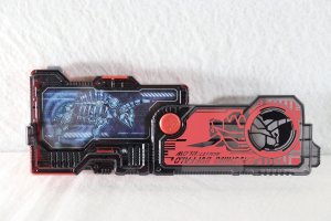 Photo4: Kamen Rider Zero-One / DX Crushing Buffalo & DX Splashing Whale Progrise Key Set with Package (4)