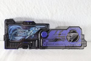 Photo6: Kamen Rider Zero-One / DX Crushing Buffalo & DX Splashing Whale Progrise Key Set with Package (6)