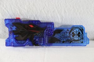 Photo4: Kamen Rider Zero-One / DX Dire Wolf Zetsumerise Key & Serval Tiger Zetsumerise Key Set with Package (4)