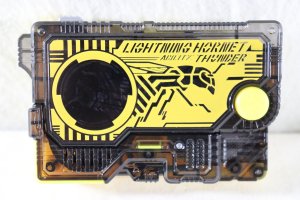Photo1: Kamen Rider Zero-One / DX Lightning Hornet Progrise Key Used (1)