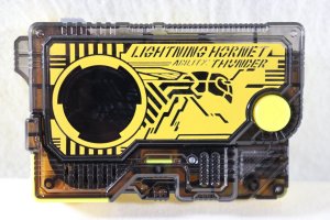 Photo1: Kamen Rider Zero-One / DX Lightning Hornet Progrise Key Used (1)