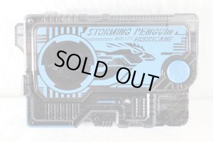 Photo3: Kamen Rider Zero-One / DX Storming Penguin & DX Invading Horseshoe Crab Progrise Key Set with Package (3)