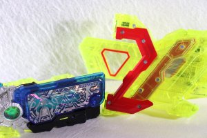 Photo1: Kamen Rider Zero-One / DX Zero-Two Progrise Key & Zero-Two Driver Unit Used (1)