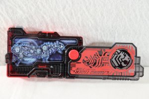 Photo2: Kamen Rider Zero-One / DX Flaming Tiger Progrise Key Used (2)