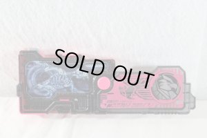 Photo2: Kamen Rider Zero-One / DX Flying Falcon Progrise Key Used (2)