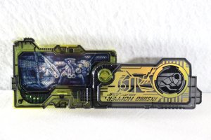 Photo2: Kamen Rider Zero-One / Rising Hopper Progrise Key Yellow Aurora ver. Used (2)