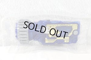 Photo2: (Box Damaged) Kamen Rider Zero-One / DX Rampage Gatling Progrise Key with Package (2)