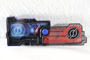 Photo2: Kamen Rider Zero-One / DX Bast Matching Build Progrise Key Used (2)