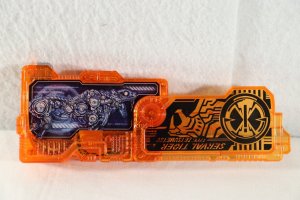 Photo6: Kamen Rider Zero-One / DX Dire Wolf Zetsumerise Key & Serval Tiger Zetsumerise Key Set with Package (6)