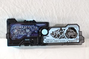Photo4: Kamen Rider Zero-One / DX Freezing Bear Progrise Key with Package (4)