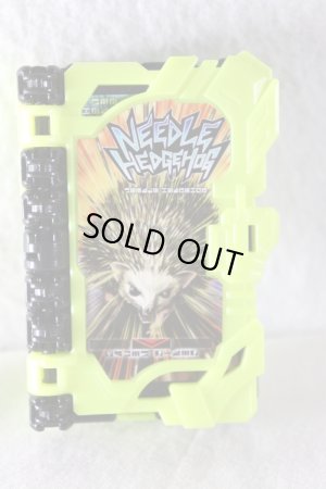 Photo1: Kamen Rider Saber / DX Needle Hedgehog Wonder Ride Book Used (1)