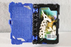 Photo2: Kamen Rider Saber / DX Kirin no Ongaeshi Wonder Ride Book Used (2)