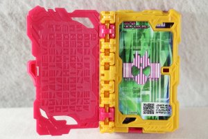 Photo2: Kamen Rider Saber / DX Decade Sekai Ryokouki Wonder Ride Book (2)