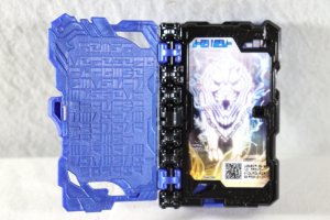 Photo2: Kamen Rider Saber / DX Lion Senki Wonder Ride Book (2)
