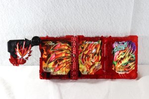 Photo3: Kamen Rider Saber / DX Elemental Dragon Wonder Ride Book Used (3)