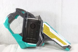 Photo2: Kamen Rider Revice / DX Twosidriver & DX Bat Vistamp Used (2)