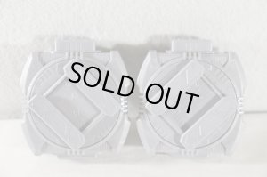 Photo4: Kamen Rider Geats / DX Zombie Raise Buckle & Raise Buckle Holder Set with Package (4)