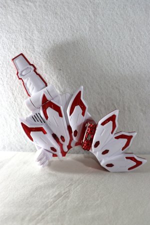 Photo4: Kamen Rider Geats / Premium DX Memorial Boost Mark IX Raise Buckle with Package (4)