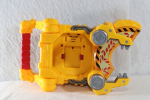 Photo2: Kamen Rider Geats / DX Powered Builder Buckle & Gigant Buckle Set Used (2)