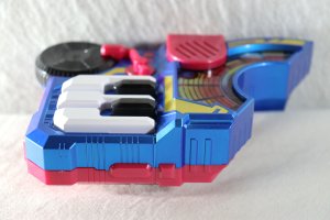 Photo4: Kamen Rider Geats / Premium DX Memorial Beat Raise Buckle with Package (4)