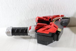 Photo4: Kamen Rider Geats / Premium DX Memorial Magnum & Boost Raise Bucle Set with Package (4)